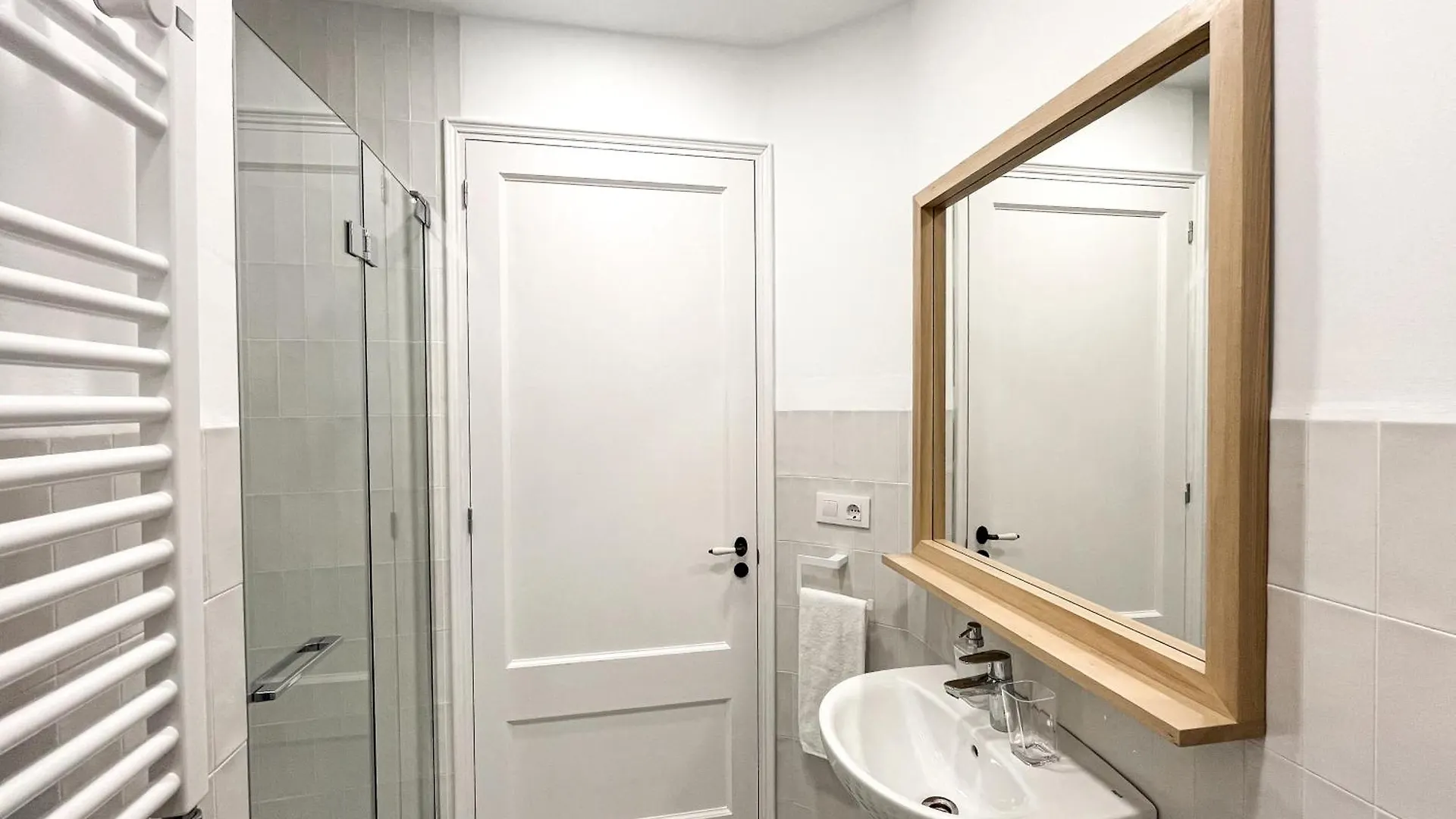 Cycle Haven Apt In Girona Center Apartamento