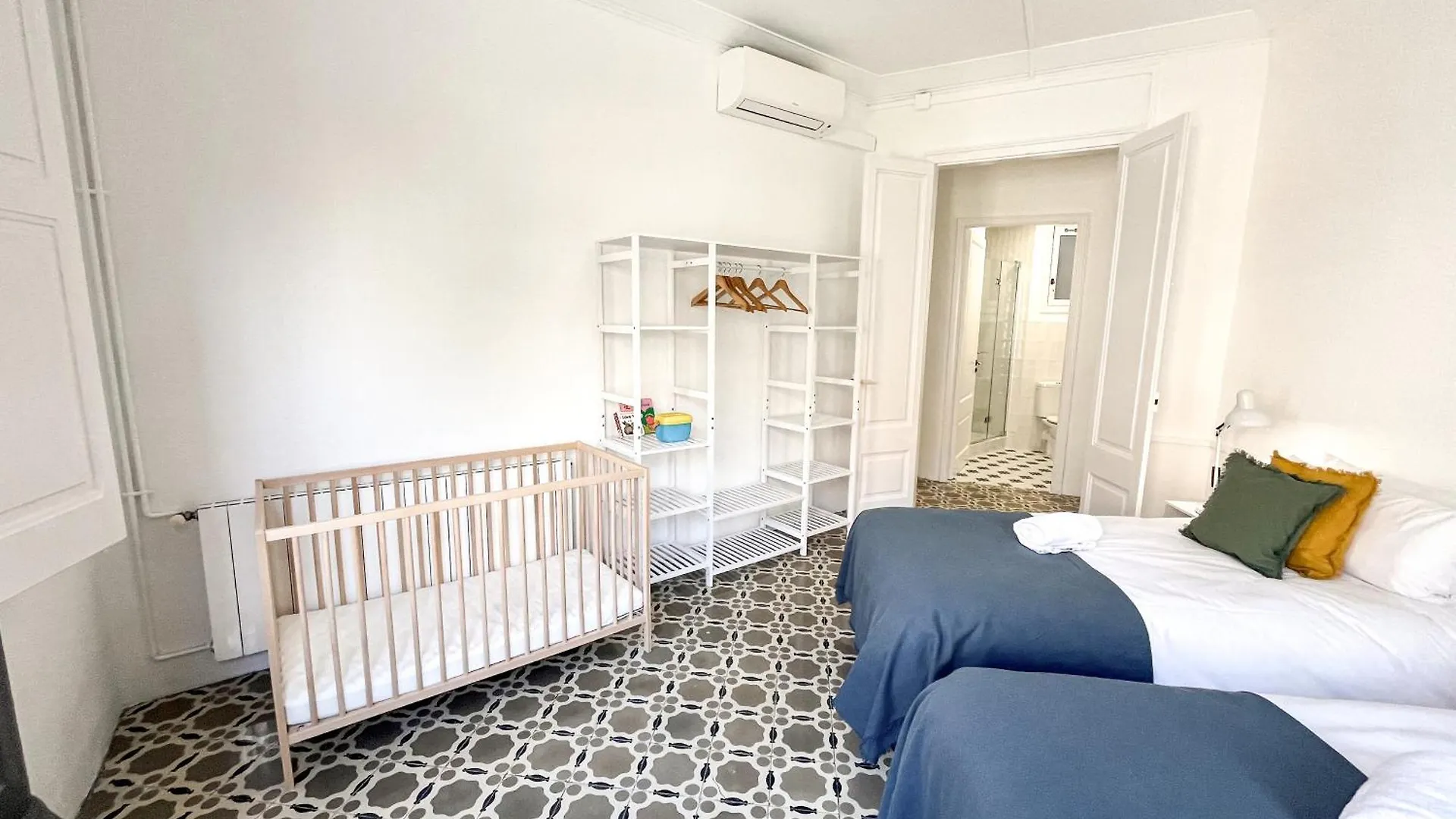 Cycle Haven Apt In Girona Center Apartamento