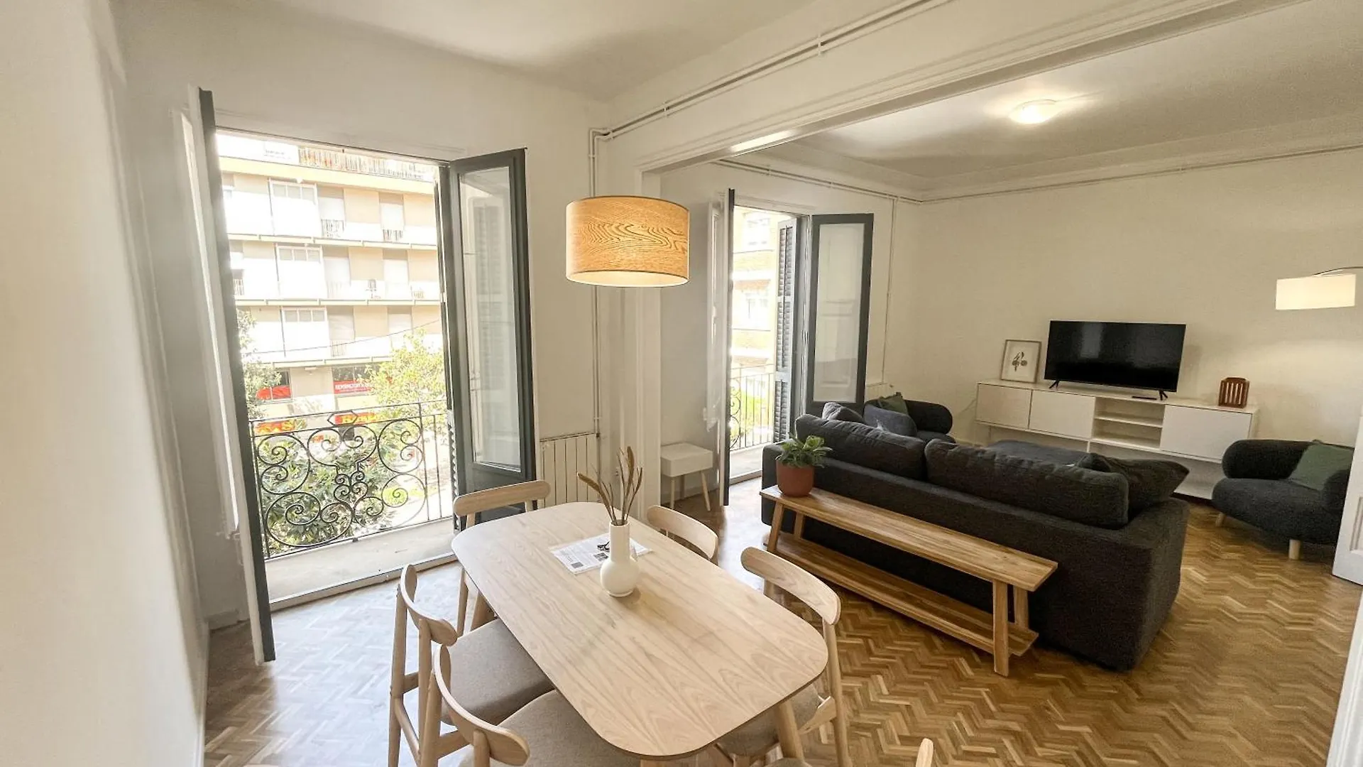 Cycle Haven Apt In Girona Center 아파트
